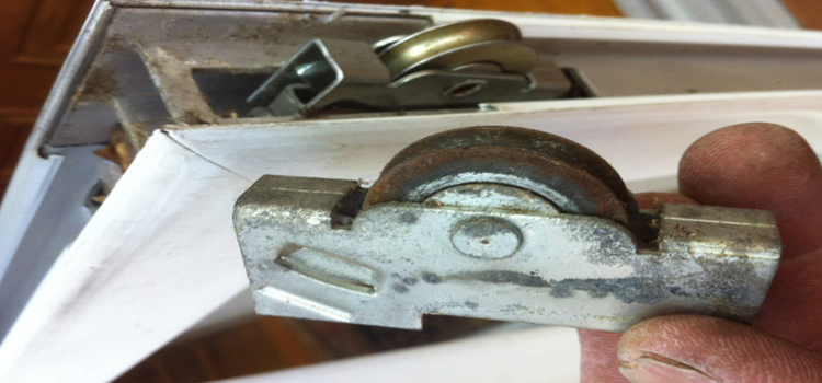 screen door roller repair in Calimesa